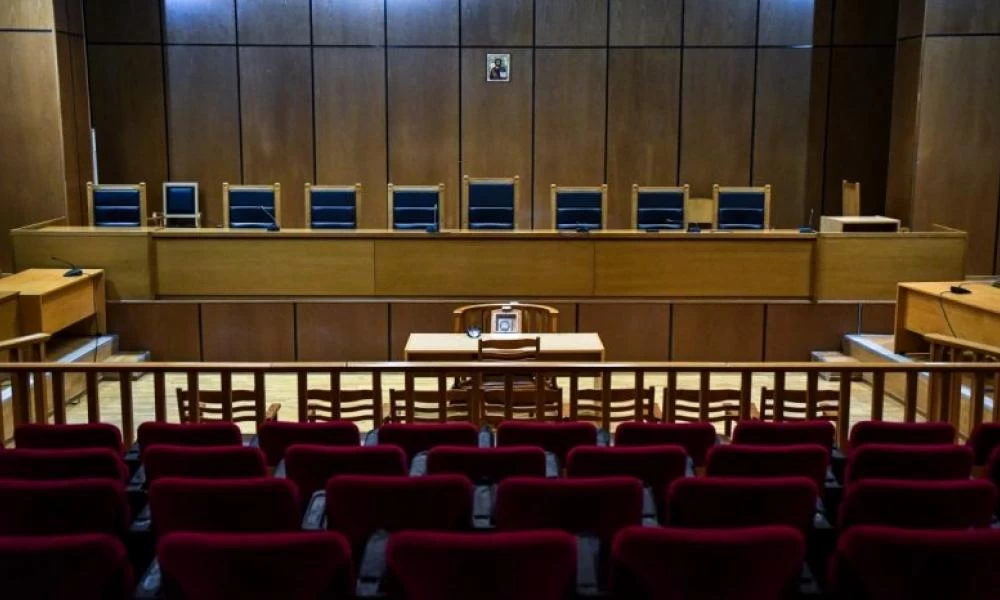 Θρίλερ στη Λιβαδειά: Κάθειρξη 39 ετών σε επιχειρηματία για τη δηλητηρίαση 73 ατόμων και έναν θάνατο σε βαφτίσια